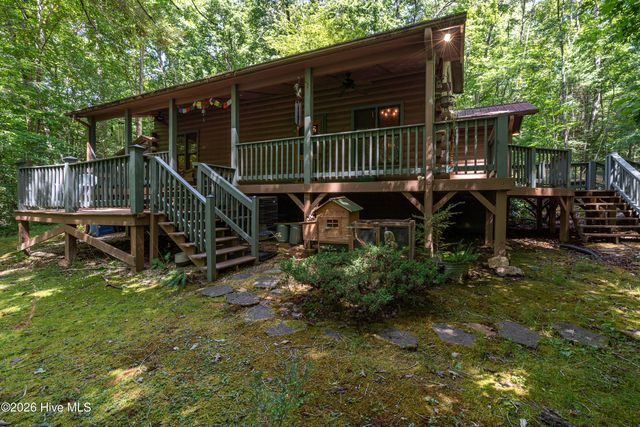 211 Red Oak Forest Lane, Murphy, NC 28906