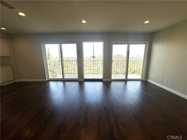 4214 Barrett Road, Los Angeles, CA 90032