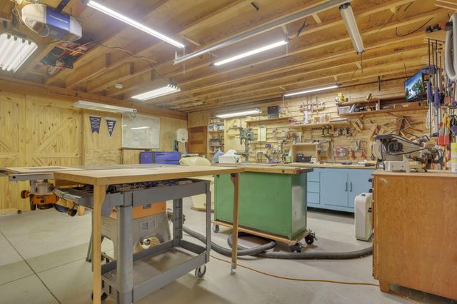 3333 S Bank Road NE, Millersport, OH 43046