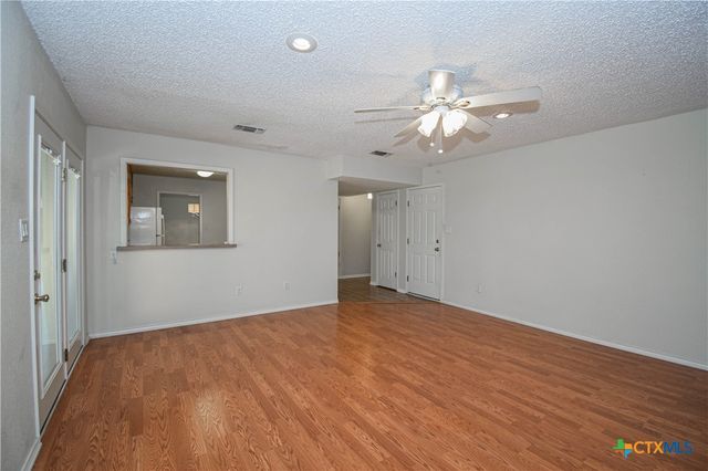 2001 Hannahawk Circle, Harker Heights, TX 76548