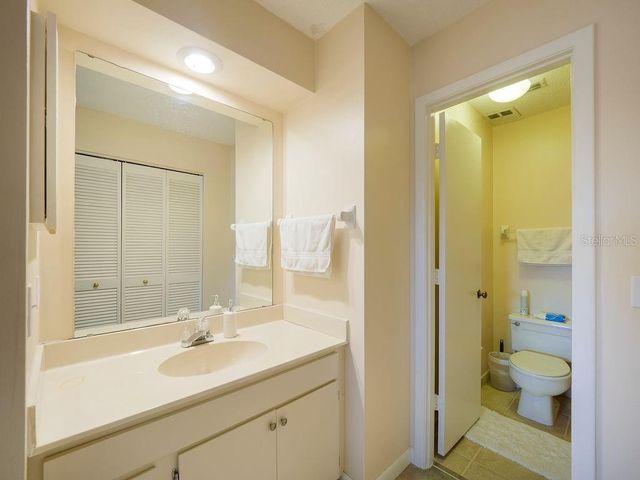 6500 DRAW LANE 81, Sarasota, FL 34238