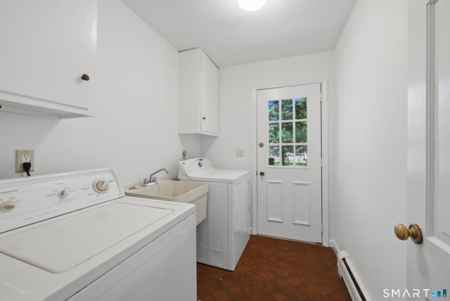 15 Valley View Road, Newtown, CT 06470