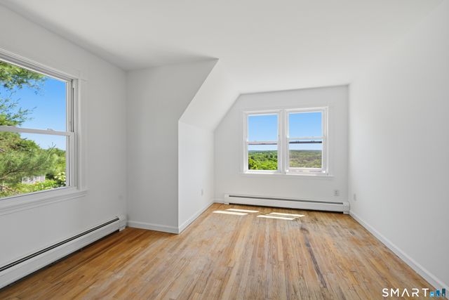 15 Valley View Road, Newtown, CT 06470
