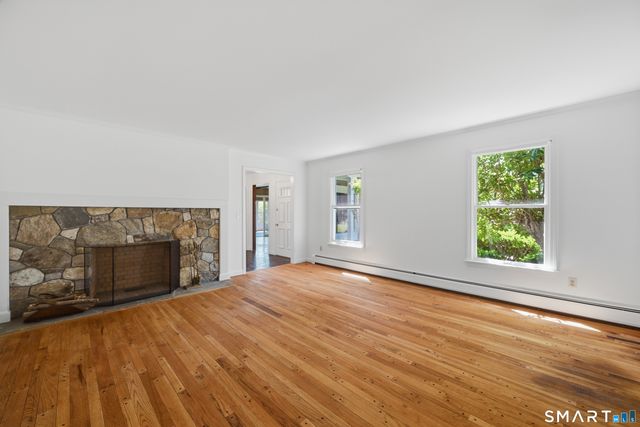 15 Valley View Road, Newtown, CT 06470