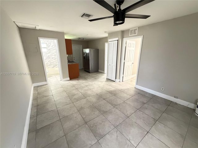 4680 SW 33rd Ave 1-6, Dania Beach, FL 33312