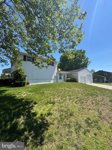 36 LATIMER WAY, Burlington, NJ 08016