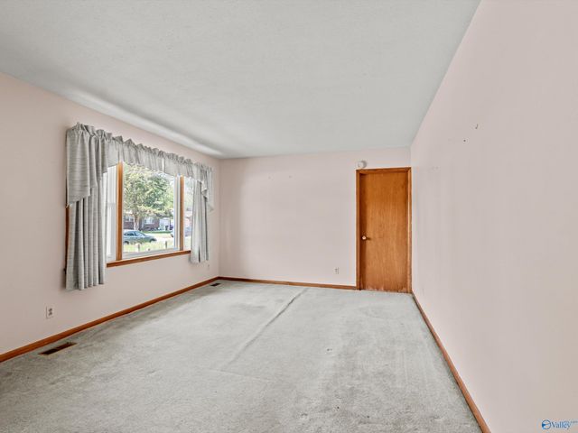 384 Jack Coleman Drive, Huntsville, AL 35805