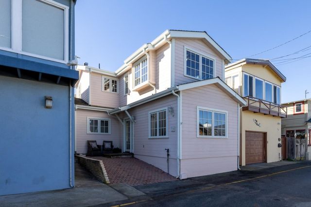 715 Mermaid Avenue, Pacific Grove, CA 93950
