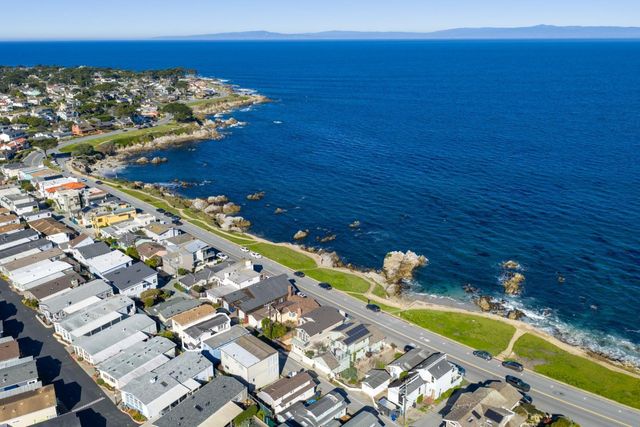715 Mermaid Avenue, Pacific Grove, CA 93950