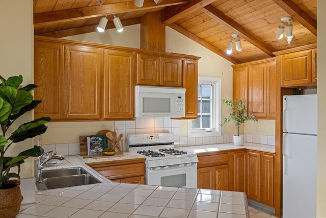 715 Mermaid Avenue, Pacific Grove, CA 93950