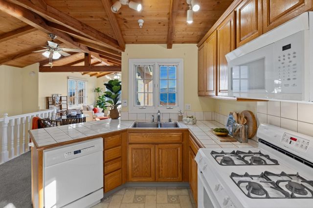 715 Mermaid Avenue, Pacific Grove, CA 93950