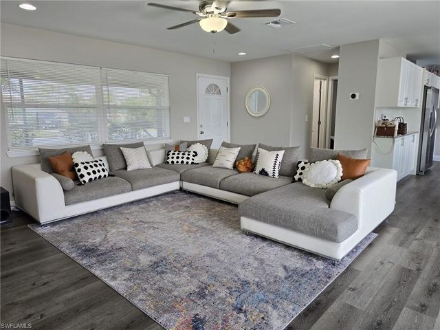 112 ROWLAND RD, Lehigh Acres, FL 33936