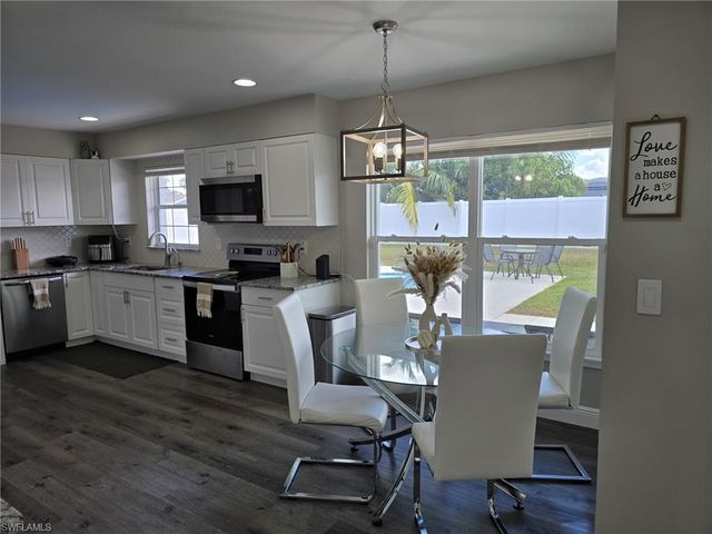 112 ROWLAND RD, Lehigh Acres, FL 33936