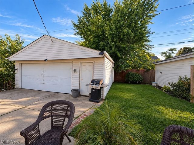 4108 W 49th Street, Cleveland, OH 44144