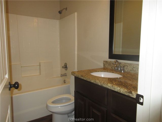 405 A Ash Street, College Station, TX 77840