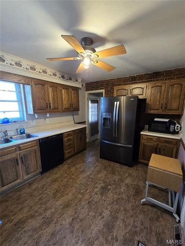 1 Saint Paul Street, Granite City, IL 62040