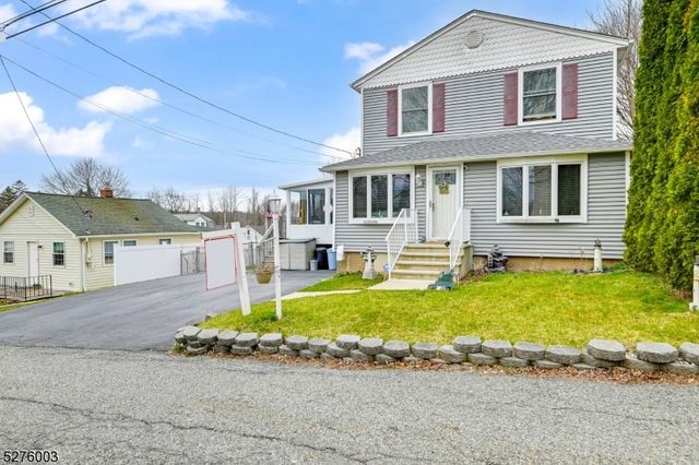 22 Glenridge Rd, West Milford Twp., NJ 07421