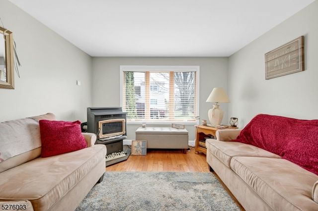 22 Glenridge Rd, West Milford Twp., NJ 07421