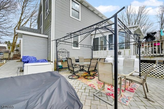 22 Glenridge Rd, West Milford Twp., NJ 07421