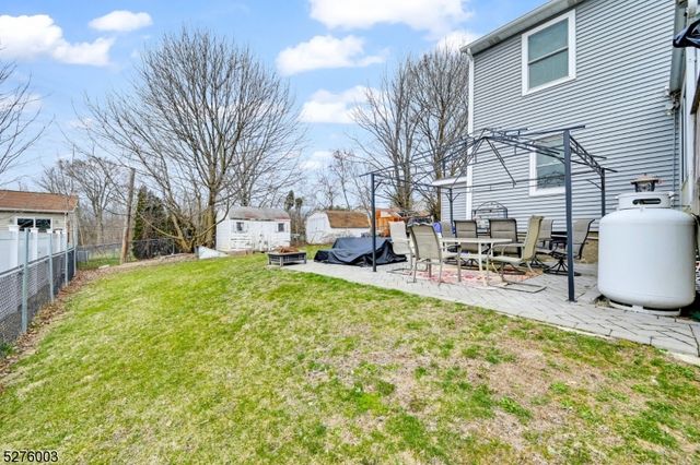 22 Glenridge Rd, West Milford Twp., NJ 07421