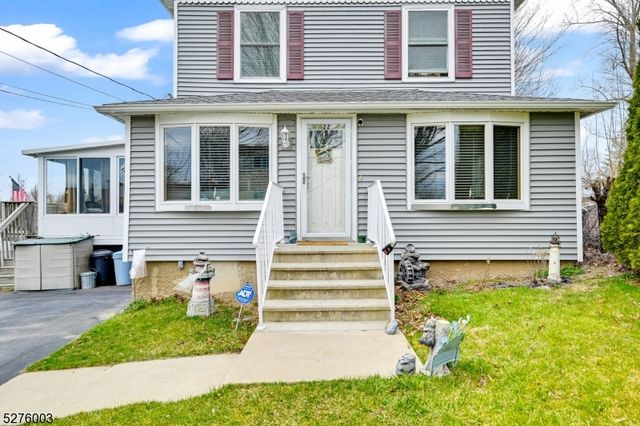 22 Glenridge Rd, West Milford Twp., NJ 07421