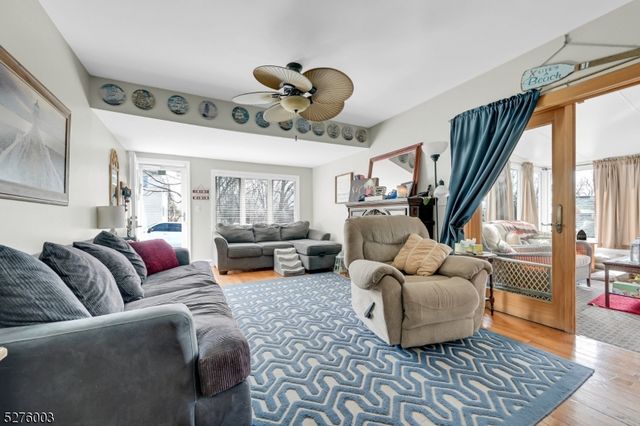 22 Glenridge Rd, West Milford Twp., NJ 07421