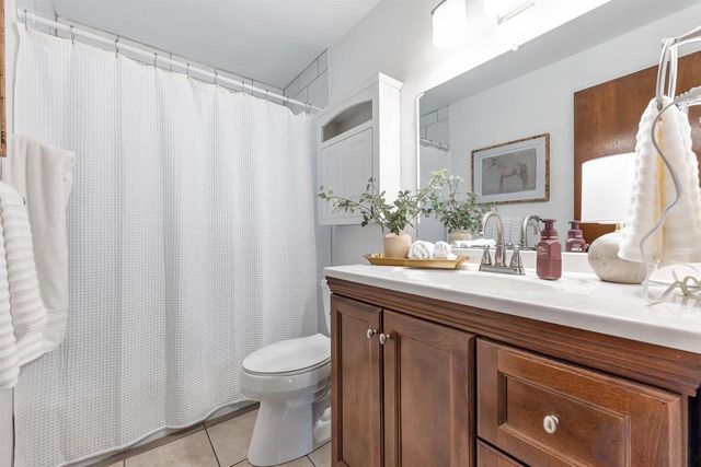 1237 N LOCUST STREET, Green Bay, WI 54303