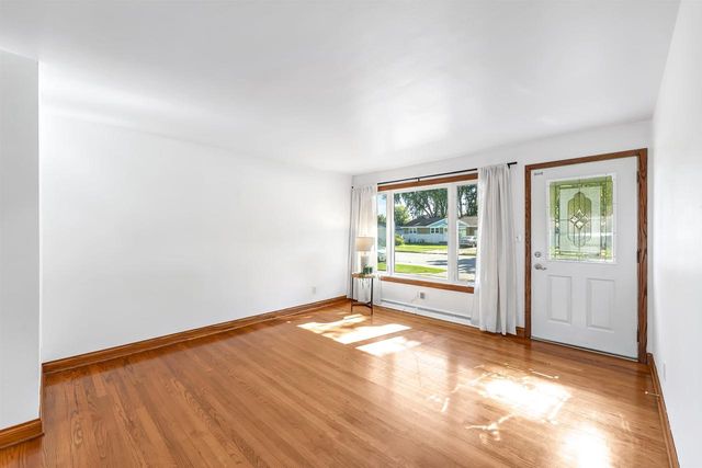 1237 N LOCUST STREET, Green Bay, WI 54303