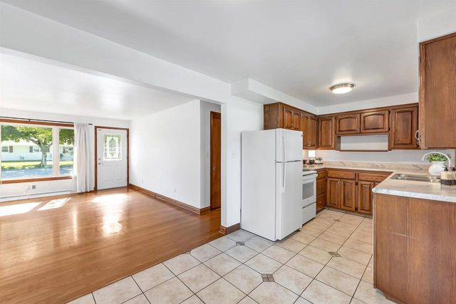 1237 N LOCUST STREET, Green Bay, WI 54303