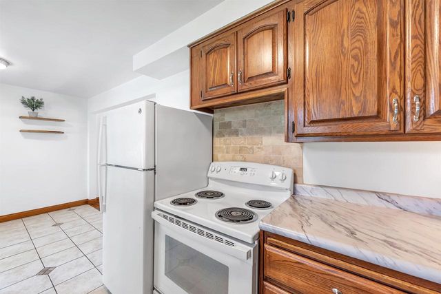 1237 N LOCUST STREET, Green Bay, WI 54303
