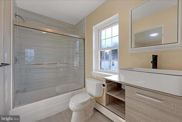 1904 LEINBAUGH AVE, Lebanon, PA 17042