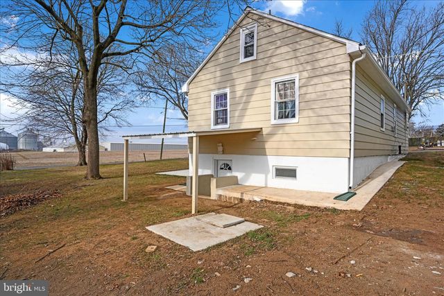 1904 LEINBAUGH AVE, Lebanon, PA 17042