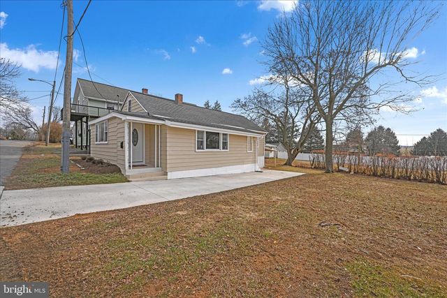 1904 LEINBAUGH AVE, Lebanon, PA 17042