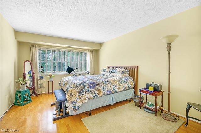 186 Court Drive 105, Fairlawn, OH 44333