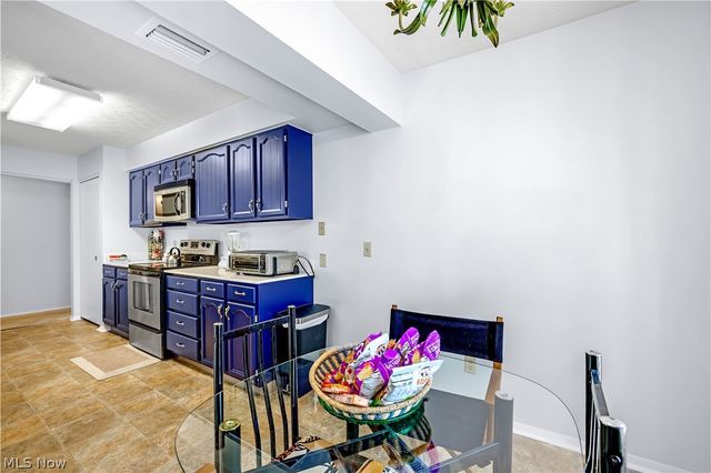 186 Court Drive 105, Fairlawn, OH 44333