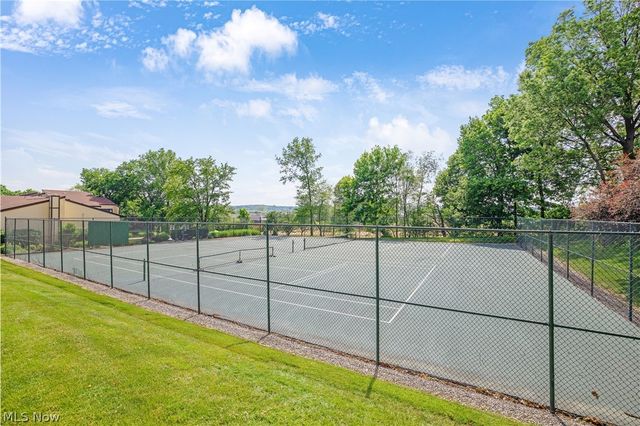 186 Court Drive 105, Fairlawn, OH 44333