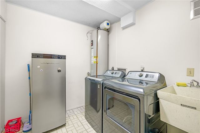 186 Court Drive 105, Fairlawn, OH 44333