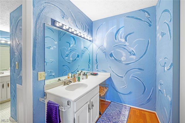 186 Court Drive 105, Fairlawn, OH 44333