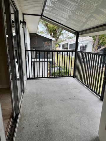 3819 N OAK DRIVE I42, Tampa, FL 33611