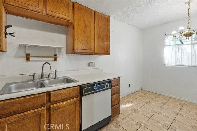 1197 E 9th Street 4, Pomona, CA 91766