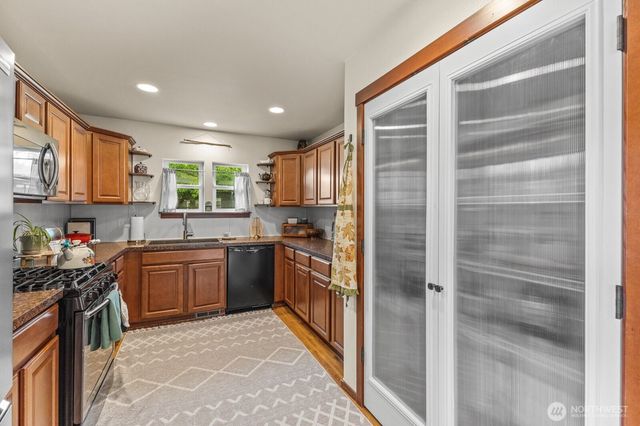 28602 74th Drive NW, Stanwood, WA 98292