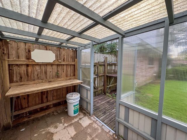 229 Hickory Drive, Huntsville, TX 77340