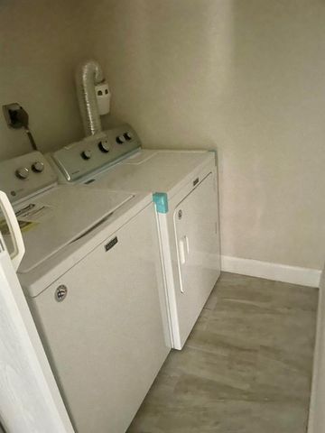 130 Lake Dora Drive, West Palm Beach, FL 33411
