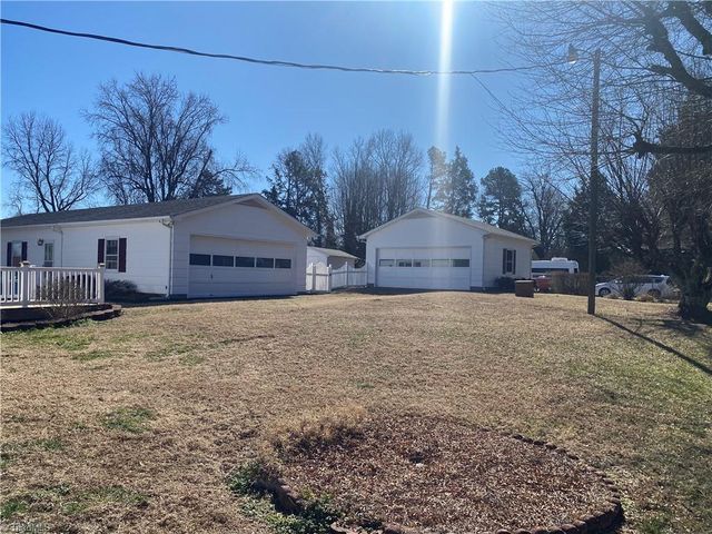 126 Apollo Circle, Archdale, NC 27263