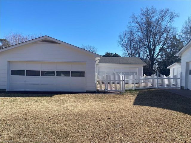 126 Apollo Circle, Archdale, NC 27263