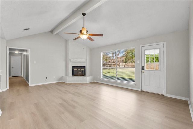 804 Buckingham Drive, Friendswood, TX 77546