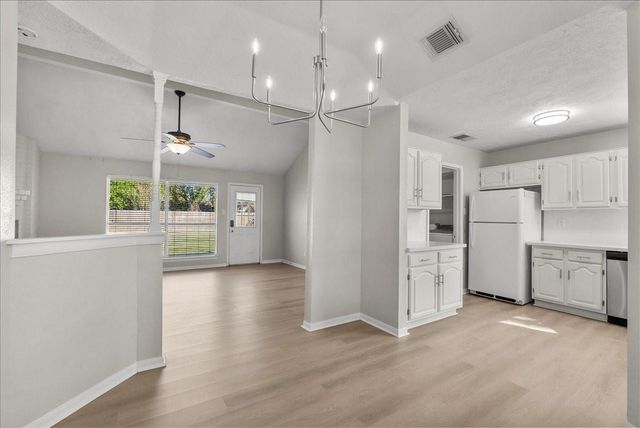 804 Buckingham Drive, Friendswood, TX 77546