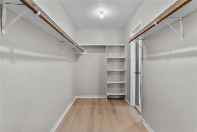 804 Buckingham Drive, Friendswood, TX 77546