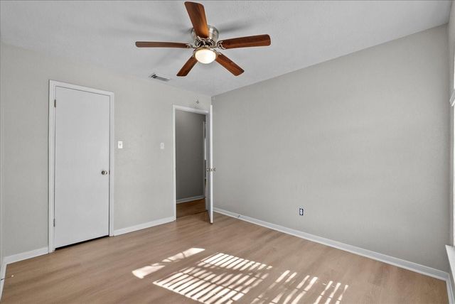 804 Buckingham Drive, Friendswood, TX 77546