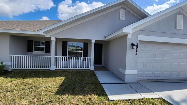 2049 SW Bayshore Boulevard, Port St. Lucie, FL 34984